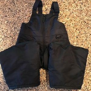 Black bib snow pants 3T